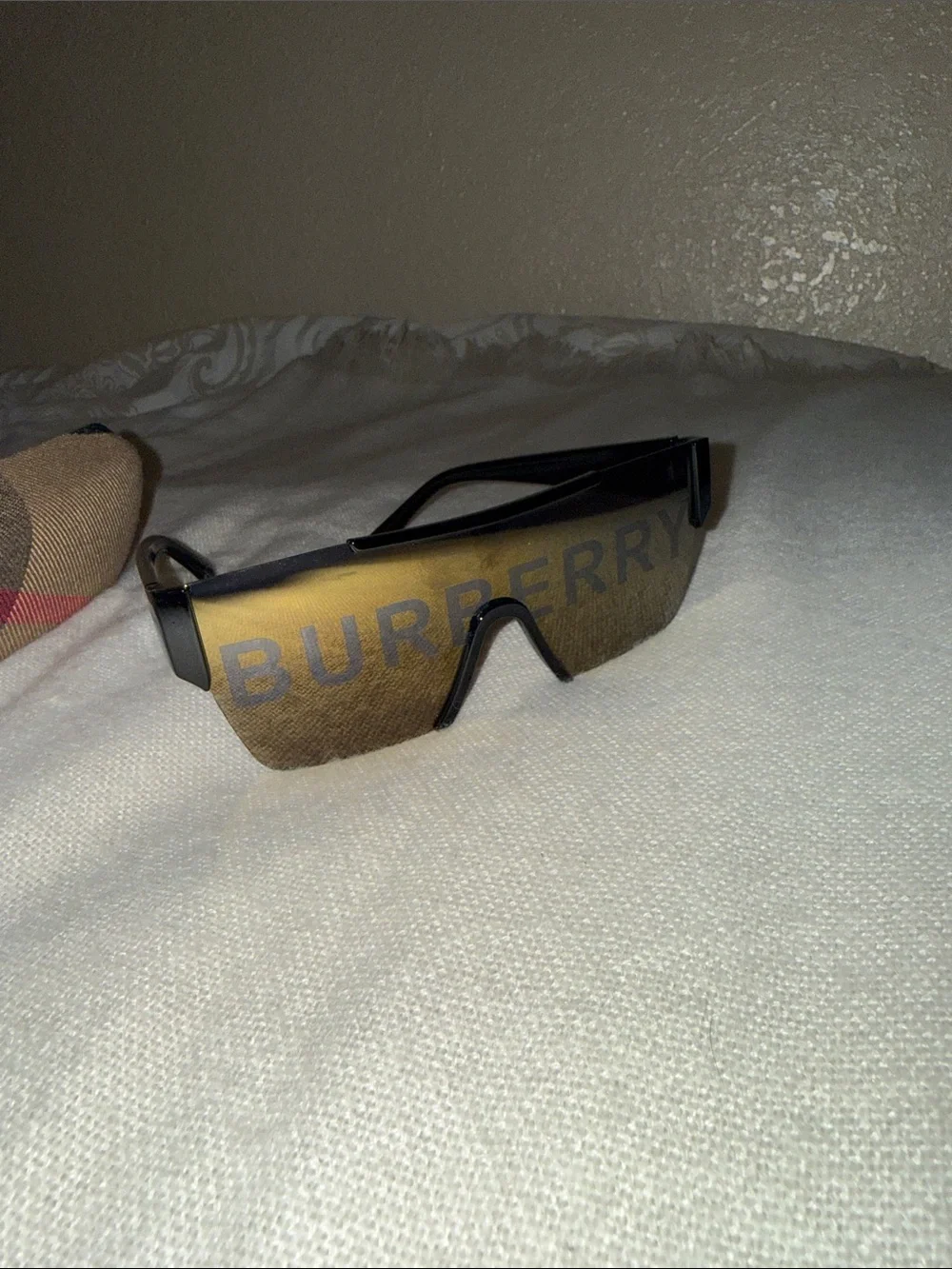 N/A sunglasses